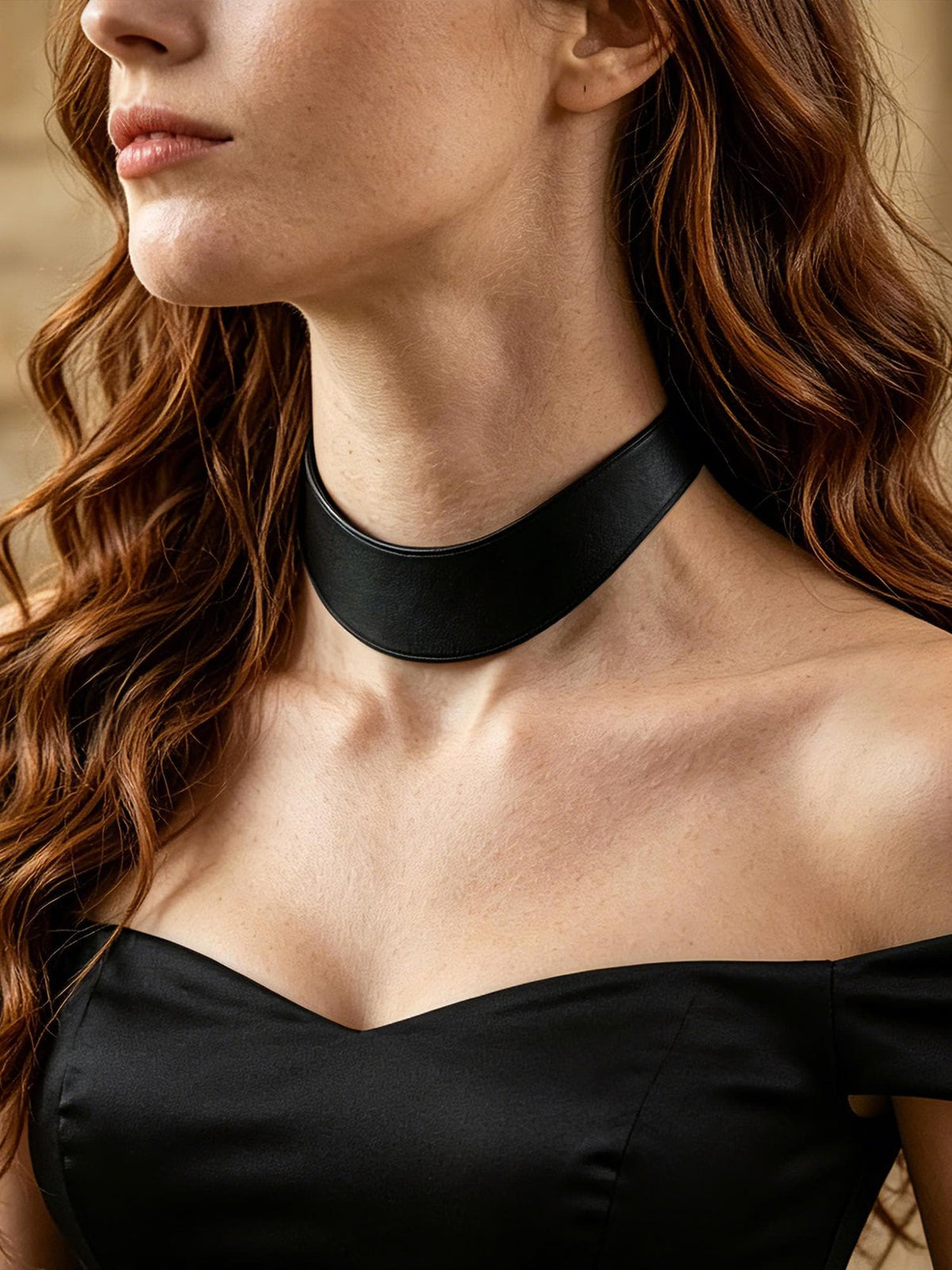 Handmade Personalized Black Italian Real Leather Choker necklace for Men,Minimalist Buckle Design,Engraved collar for Women,Gift for Her