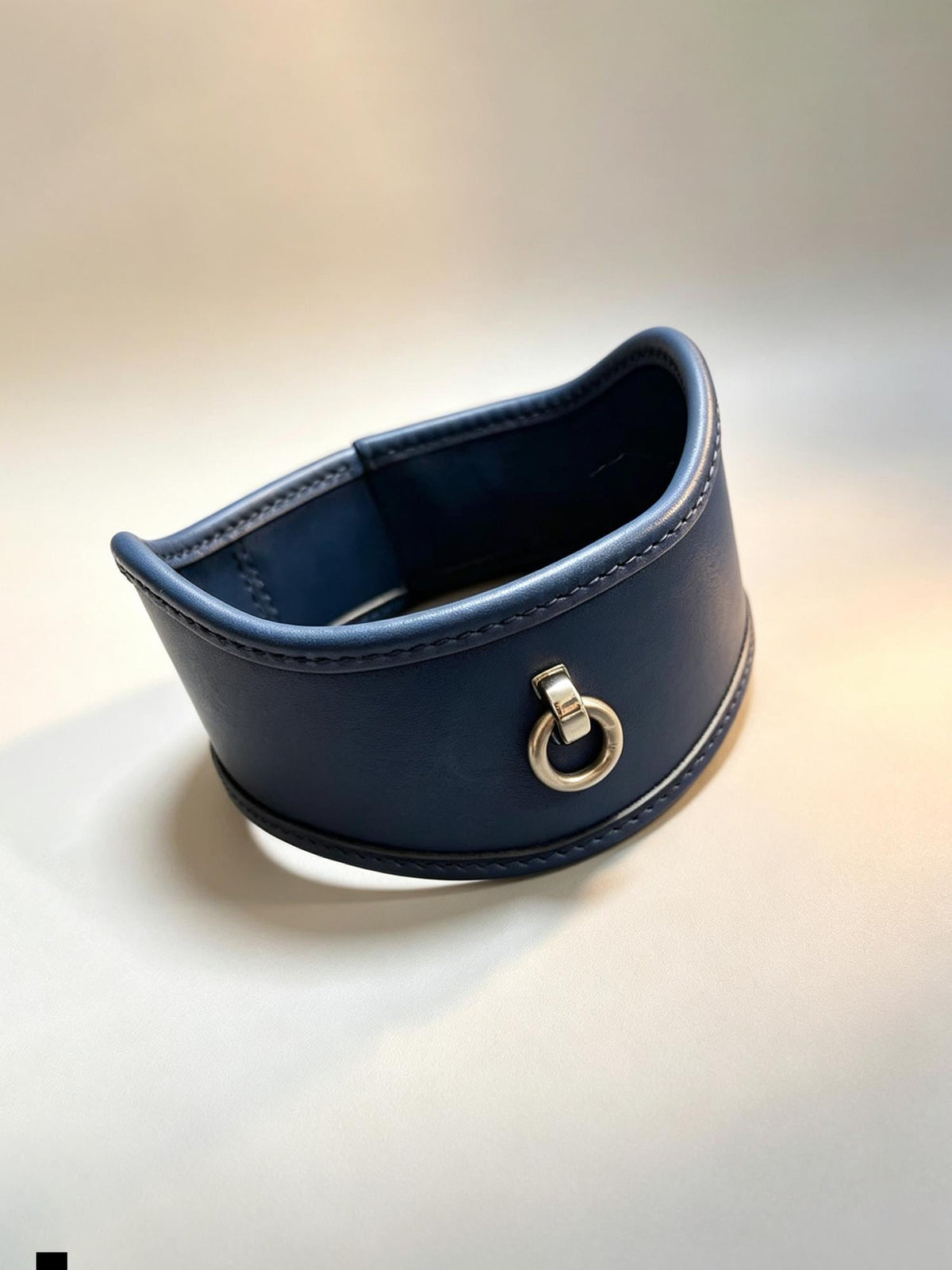 Wide genuine Leather Choker with O-Ring, Handmade Oil-Pull leather Collar, Curved Ergonomic Fit, Unisex Necklace gift for Men Women